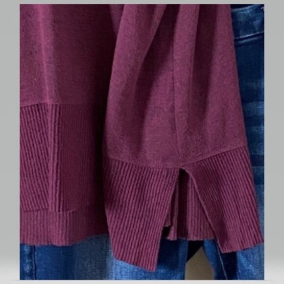 Maroon Long Sleeve Tunic Top - Picture 2 of 3